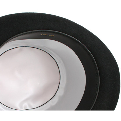 Bull Top Hat
